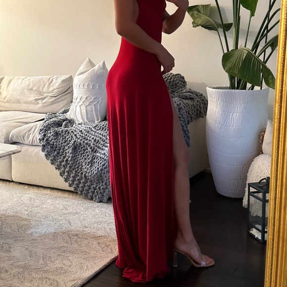 ABYSS RED DRESS - Picture 2 of 4